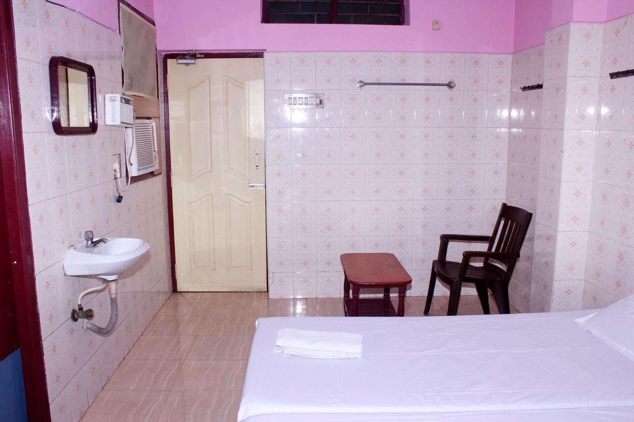 Merit Guest House Chennai Exteriör bild
